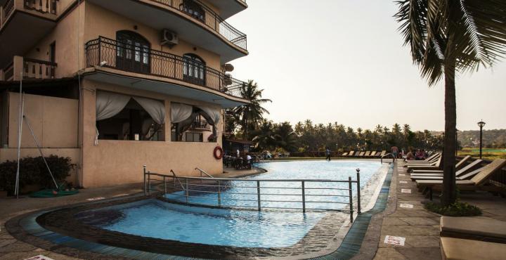 Nazri Resort Baga Extérieur photo