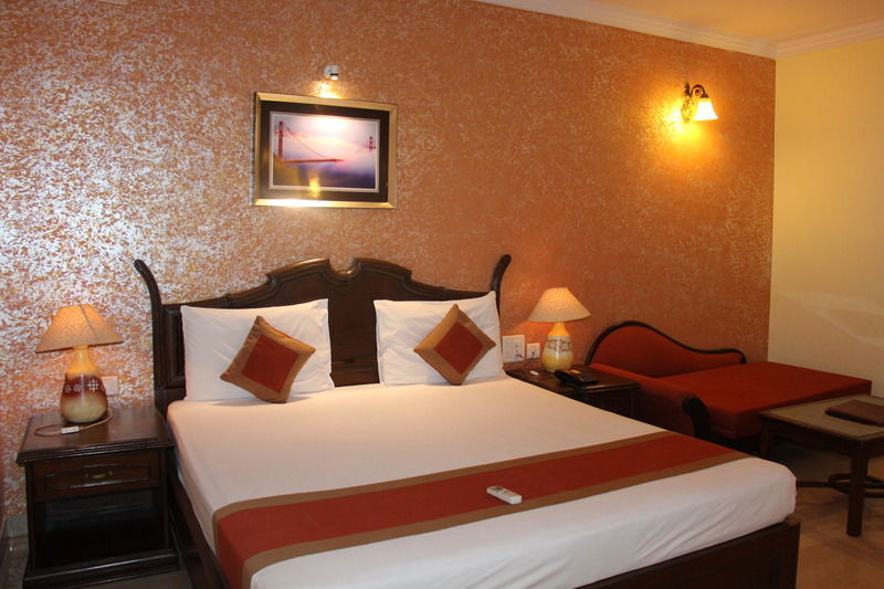 Nazri Resort Baga Extérieur photo